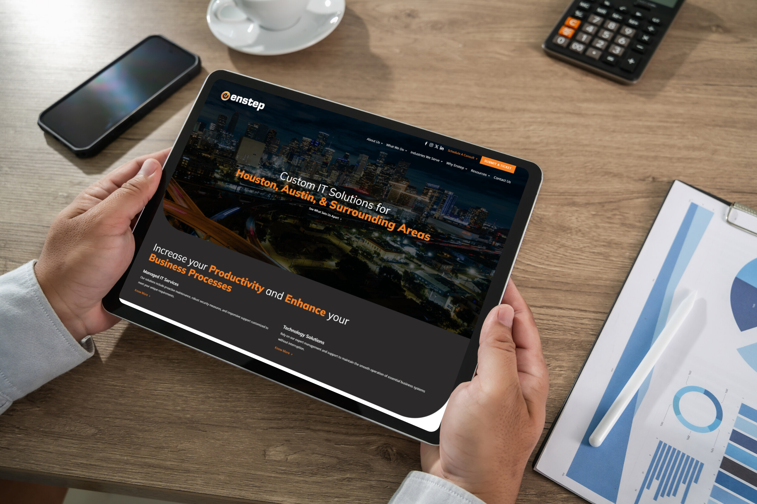 Manholdsamockuptabletblankscreenmockupforux | itvibes full service digital marketing agency in houston