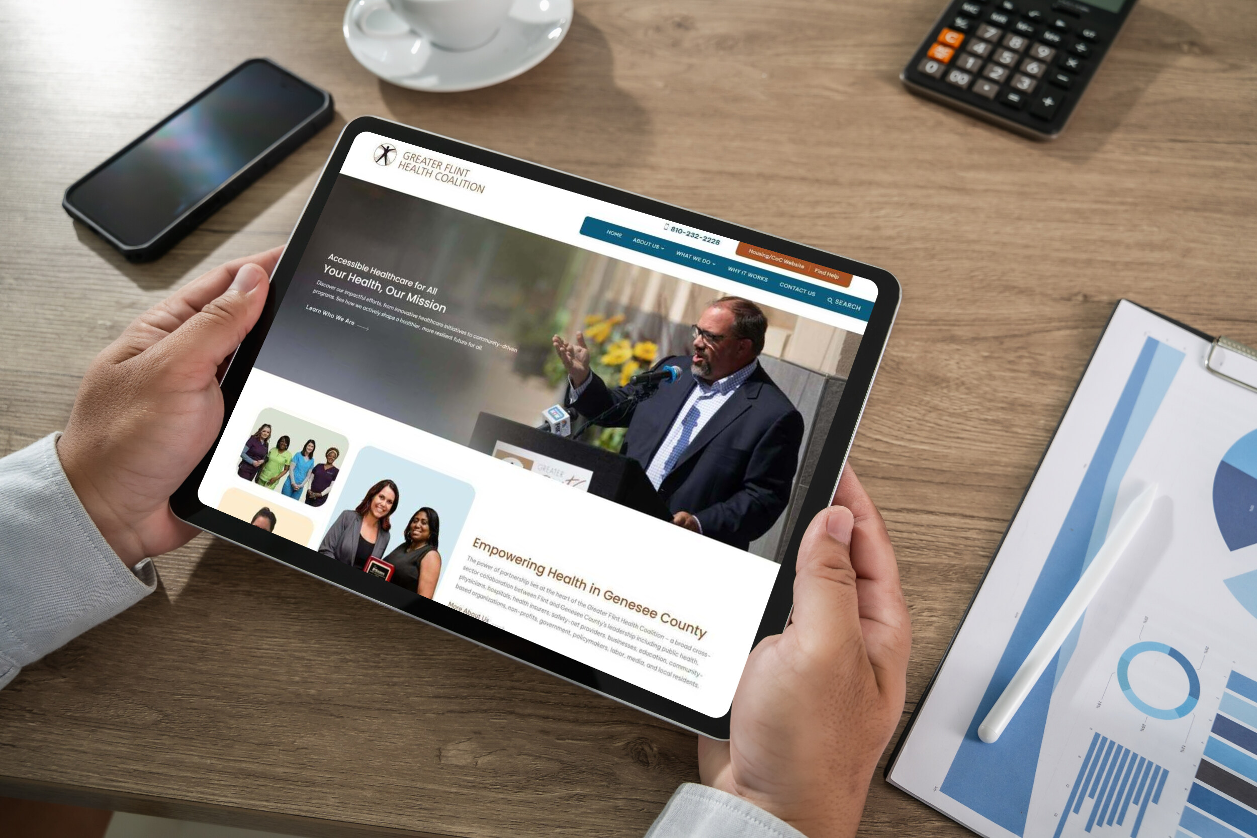 Manholdsamockuptabletblankscreenmockupforux | itvibes full service digital marketing agency in houston