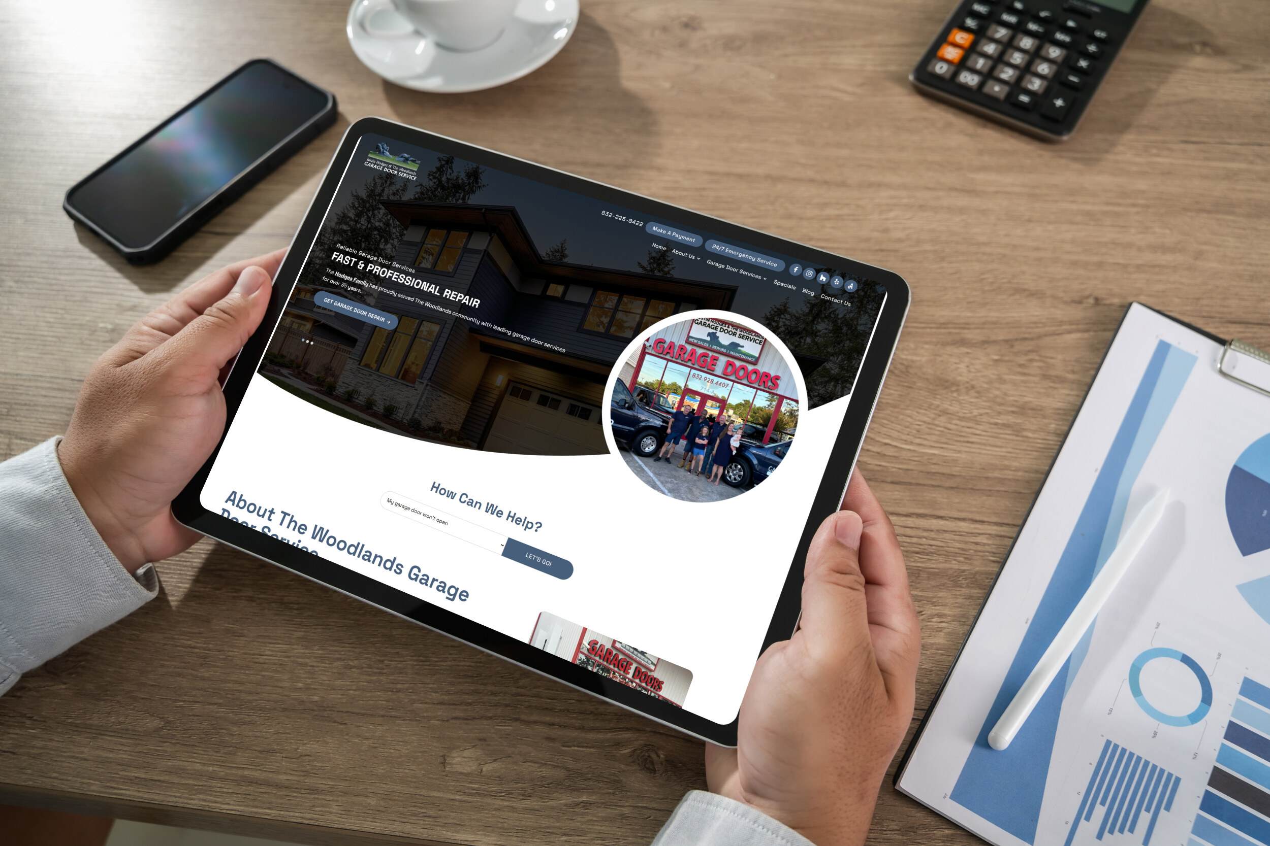 Manholdsamockuptabletblankscreenmockupforux | itvibes full service digital marketing agency in houston
