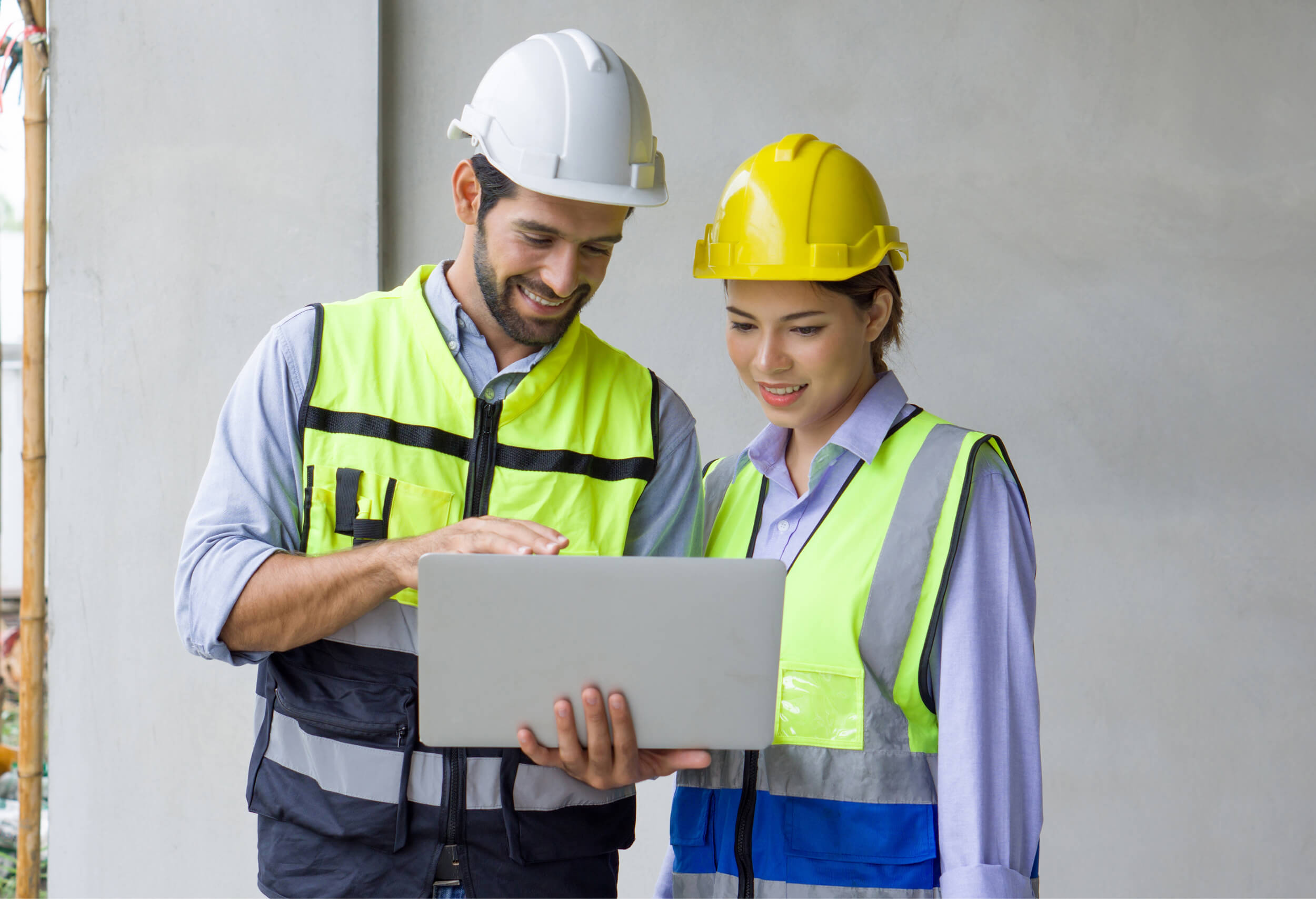 Shutterstock 2530075071 | itvibes full service digital marketing agency in houston Home Contractor Website Team Image