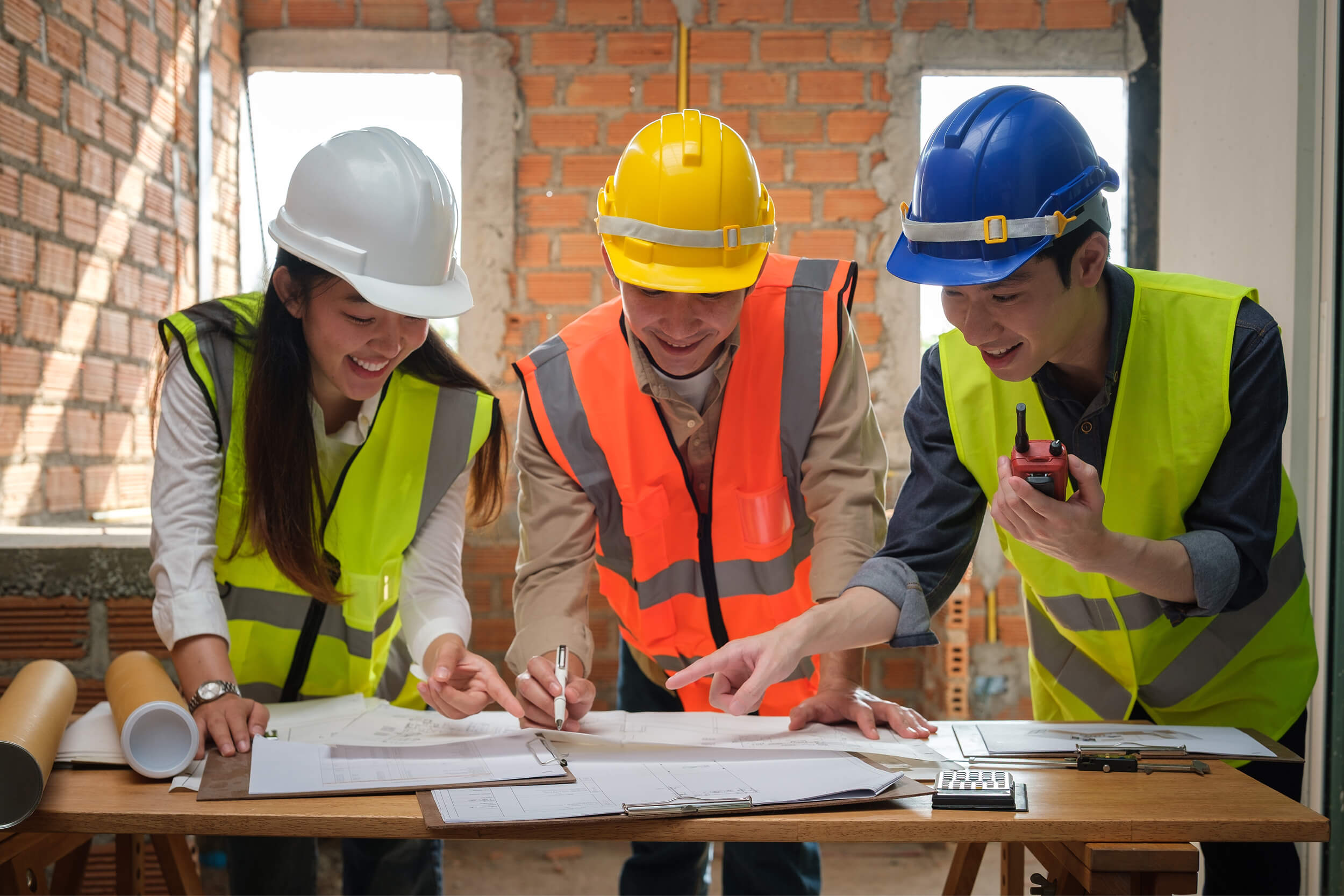 Shutterstock 2693509503 | itvibes full service digital marketing agency in houston Home Contractor Marketing Team Image